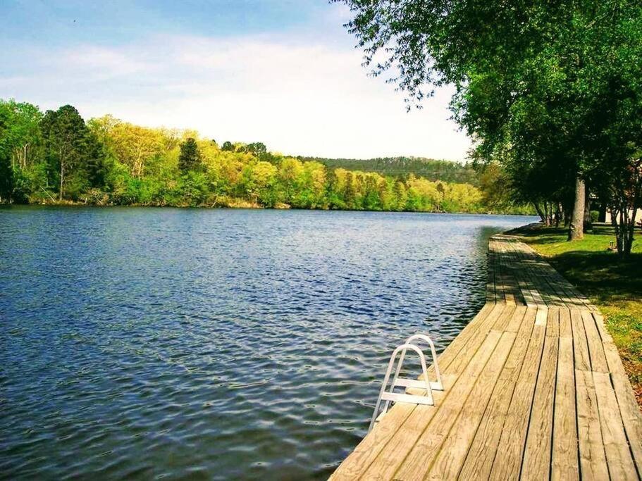 Perfect Lake Retreat Hot Springs Bagian luar foto